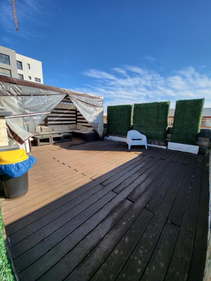 Large Luxury Apartment - Penthouse - Terrace Бухарест Екстер'єр фото