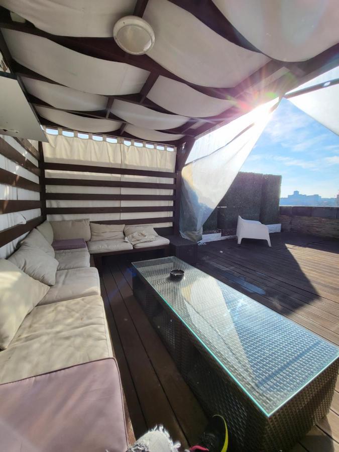 Large Luxury Apartment - Penthouse - Terrace Бухарест Екстер'єр фото
